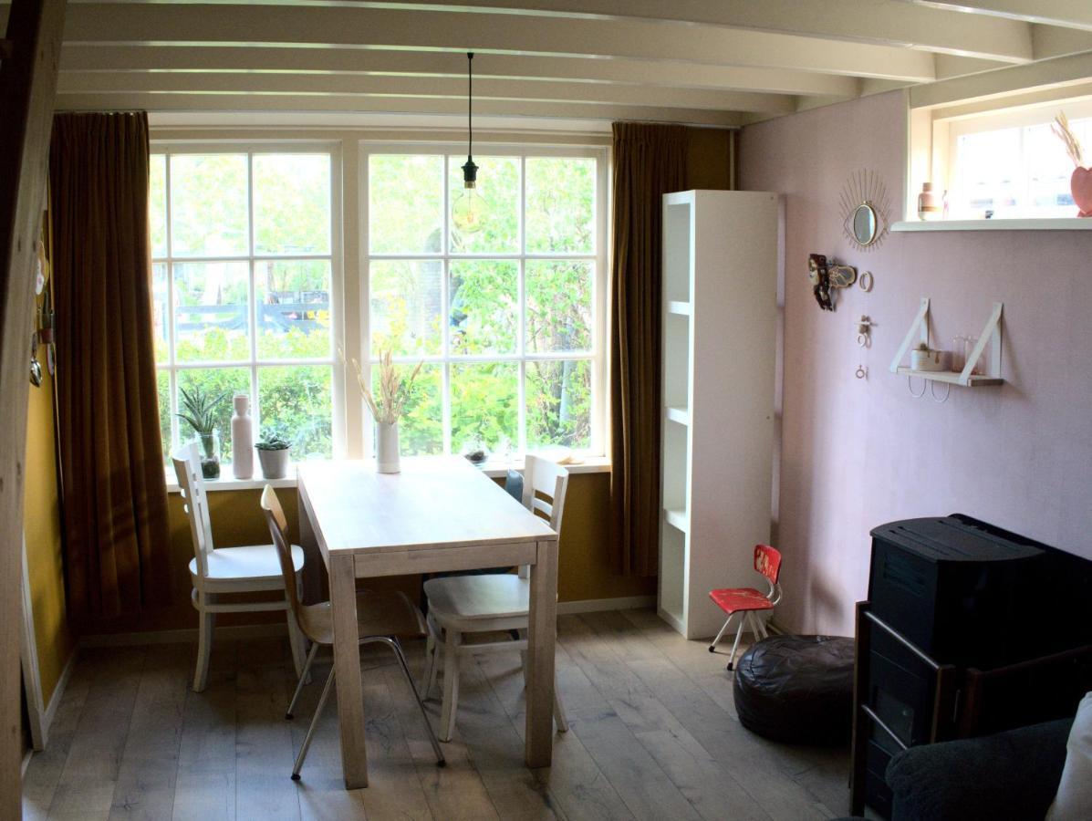 Small, Cute And Cozy Little Holiday Home Hippolytushoef المظهر الخارجي الصورة